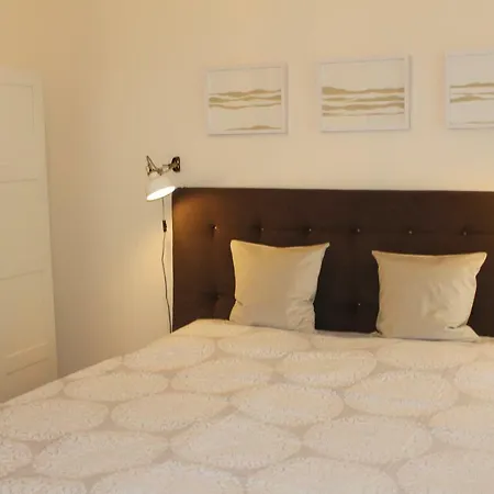 Creme Zentral Apartament *